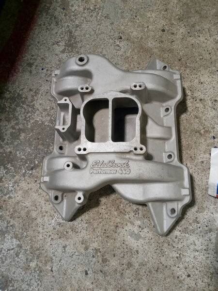 For Sale Edelbrock Performer 440 Intake For B Bodies Only Classic