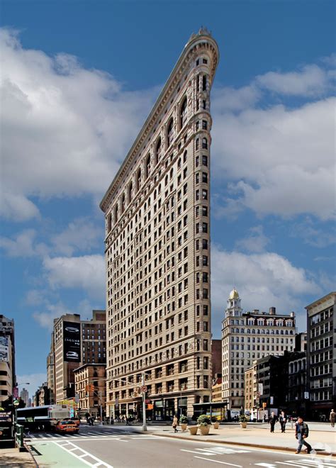 New Yorks Flatiron Building Sale Thrown Into Confusion By Lack Of Down