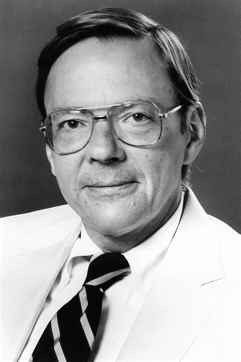 Bruce Morton Dead Cbs And Cnn Newsman Was 83