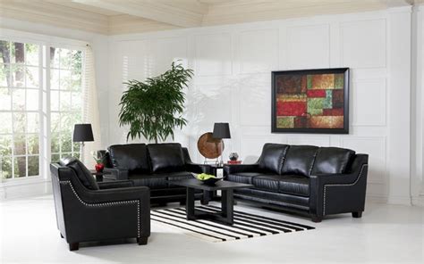 Finely Leather Living Room Set In Black Sofas
