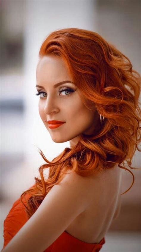 i love redheads redheads freckles hottest redheads beautiful red hair gorgeous redhead