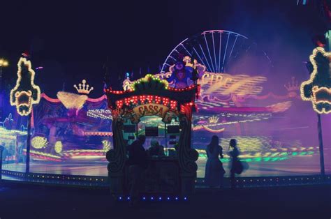 Ferris Wheel Illusions Carnival Fair Grounds Tumblr Projects Pool