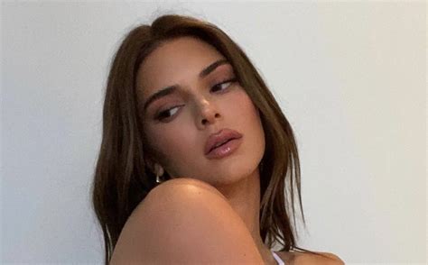 Kendall Jenner Shows Off Her Tummy In A Wild Racy Lingerie Shoot Page