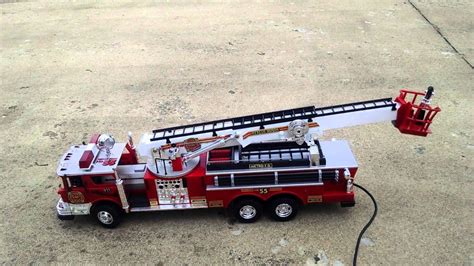 New Bright Ladder Fire Truck Rescue Boom Engine No55 Tethered Remote