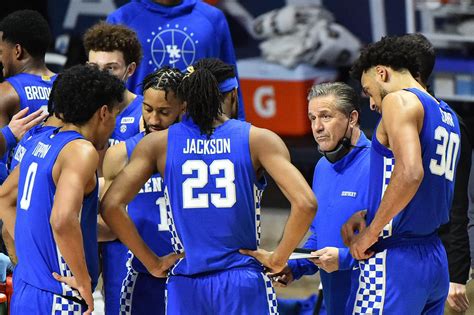 Kentucky Wildcats Vs South Carolina Basketball Who Wins A Sea Of Blue