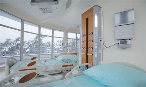 Vertical Bed Head Unit Zaniah Tedisel Medical With Light