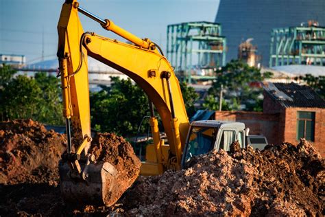 6 Uses Of An Excavator On A Construction Site