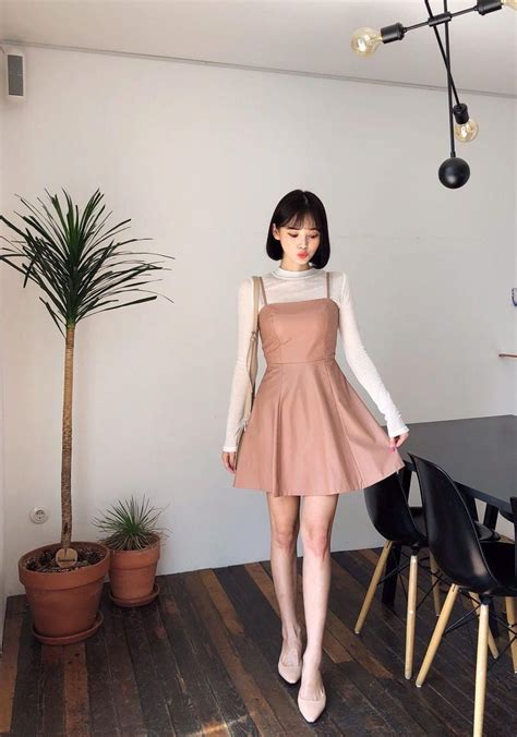 Great Korea Fashion Clothing Koreafashionclothing With Images Ulzzang Fashion Korean