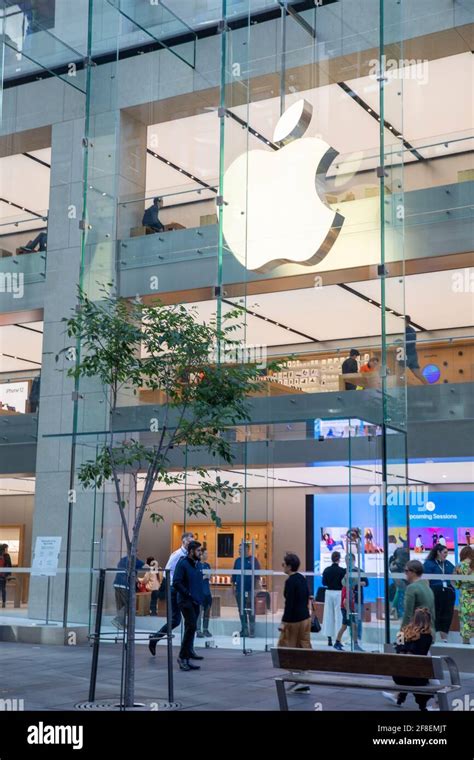 Apple Flagship Retail Store In George Street Sydney City Centrensw