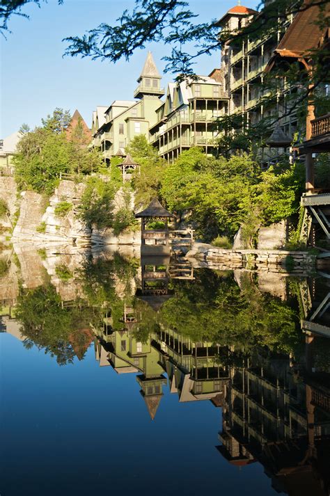 Mohonk Mountain House New Paltz Ny Sits Directly Above The Beautiful