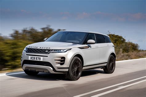 The evoque solidifies its place as the range rover of its segment. 2020 Land Rover Range Rover Evoque Review, Ratings, Specs ...