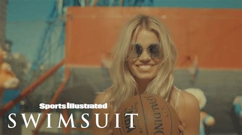 Hailey Clauson Sports Illustrated Swimsuit İzle