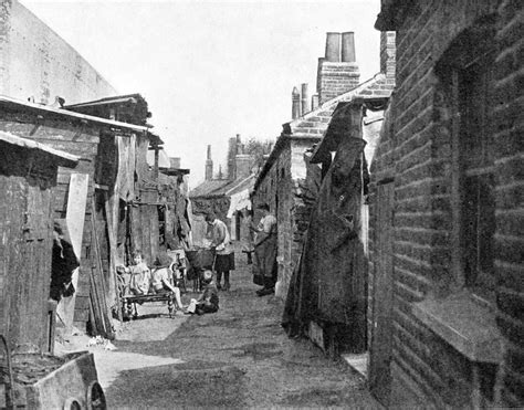 Old Photo Slum Dwellings Old Photos Slums London History