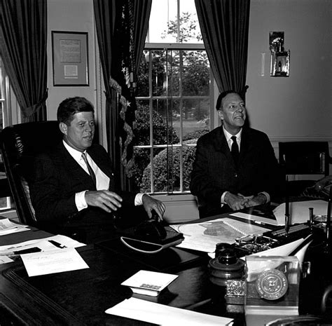 Filepresident John F Kennedy With Us Ambassador To Liberia Charles