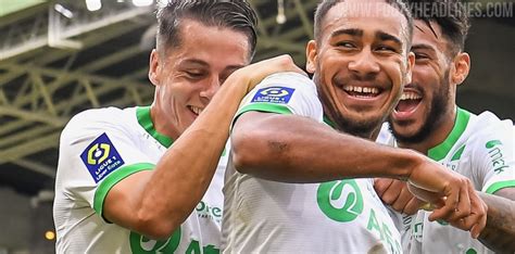 Uber eats currently operates in 110 cities around the world, with nearly 15,000 affiliated restaurants in france alone. New Uber Ligue 1 20-21 Sleeve Badges Released - Footy ...