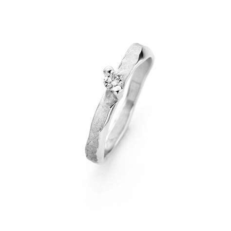 N° 237 Handmade White Gold Engagement Ring Ines Bouwen Jewelry