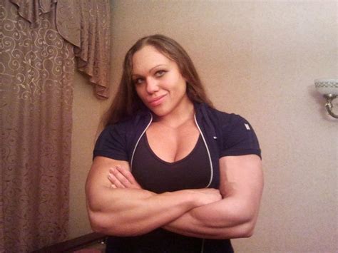 Pin On MUSCLE GODDESSES Thank God For Steroids