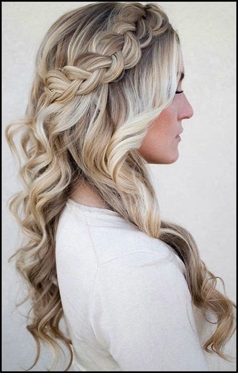 22 Winter Formal Hairstyles For Long Hair Hairstyle Catalog