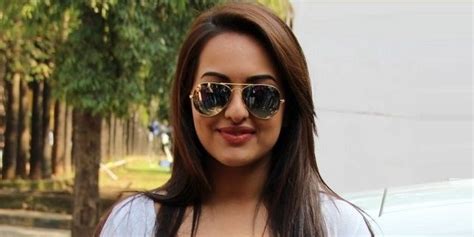Sonakshi Sinha 32 Replies To Her Curious Fans When She Will Get Married