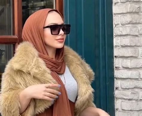 tiktok fenomeni esra rabia Ünal kimdir kaç yaşında esra rabia Ünal nereli