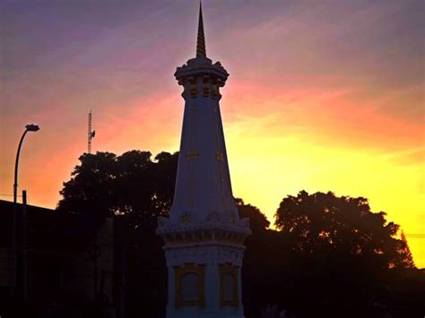 Tugu Yogyakarta Stock Photos Pictures And Royalty Free Images Istock