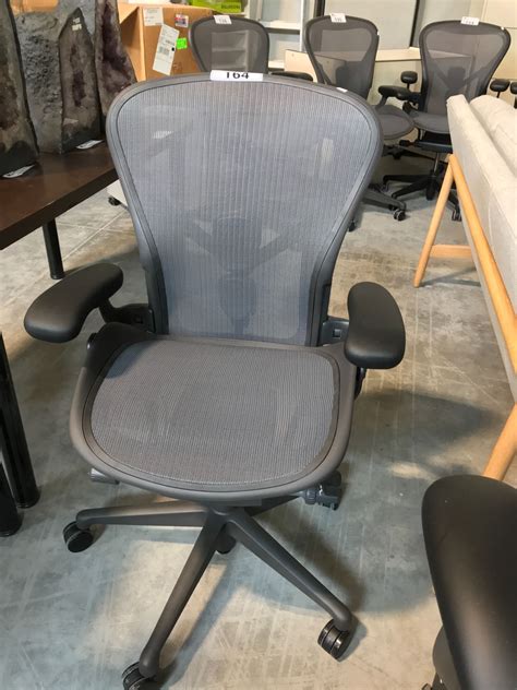 Graphite Herman Miller Aeron Fully Adjustable Task Chair Size B