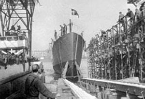 Søren har ligeledes i en årrække undervist på københavns universitet. Med Orlogsflaget på Halv - Udlevering af søværnets ...