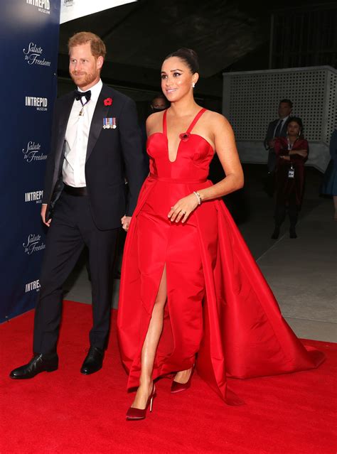 Meghan Markle Just Wore A Plunging Gown On The Red Carpet Who What