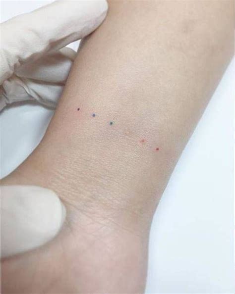 This network graph identifies tattoo designs which were collocated (located in the same tattoo description) as five dot tattoos.the darker the line, the greater the strength of the correlation. By Diki Playground done at Playground Tattoo Seoul ...