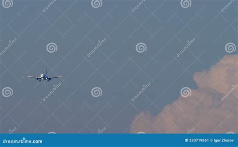 Airplane Descending Landing Stock Video Video Of International
