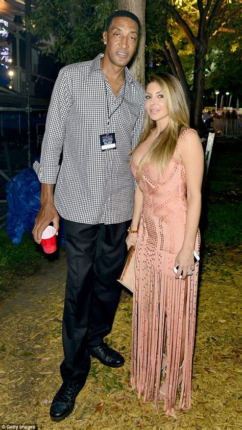 + body measurements & other facts. Scottie Pippen enjoys night out with mystery blonde | Daily Mail Online