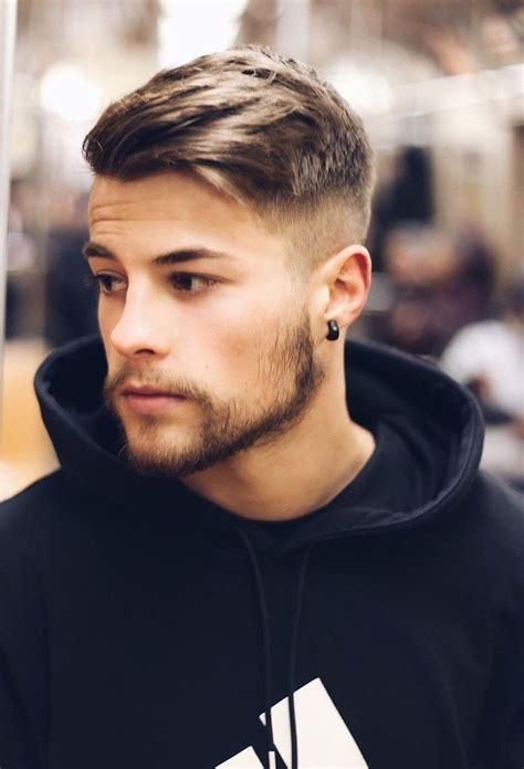 The bib haircut for women over 70 is one of the best short hairstyles for fine hair. Men's Hairstyle For Oval Face Easy | Mens haircuts short ...