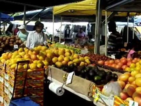 Eat your way through the generous selection of international delicacies and stock up on affordably priced fresh produce. Mount Gravatt Markets in Brisbane Australia: Fruit ...