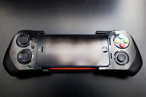 The First Apple-Certified iOS Gaming Controllers Need a Power-Up | WIRED