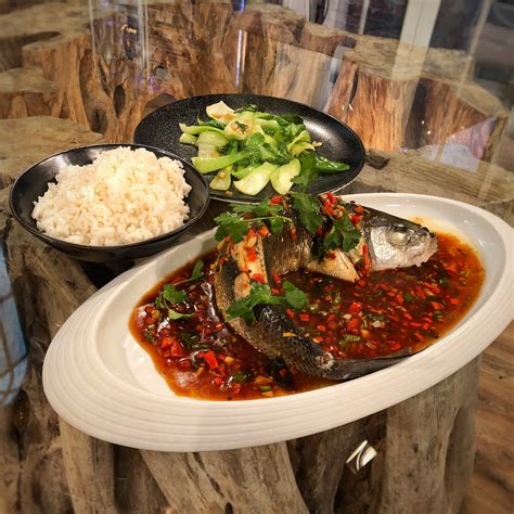 Saturdaykitchen On Twitter Ching S Serving Up Steamed Sichuan Sea Bass In A Fragrant Spicy