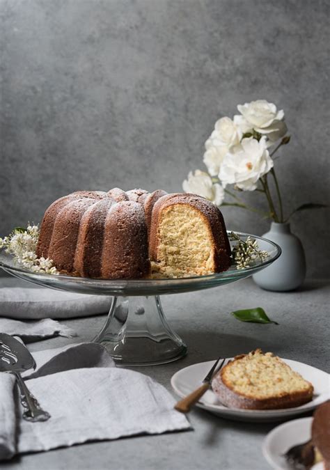 Vanilla cake recipe that makes an ultimate birthday cake for men! Lemon Vanilla Butter Cake | Recipe | Hot milk cake ...