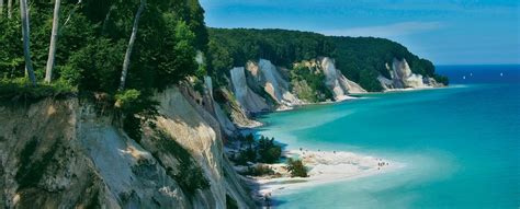 In einer umfrage der deutschen zentrale für tourismus (dzt) unter 5500 ausländischen. Kreidefelsen - Wahrzeichen Rügens | deutschlandLiebe by ...