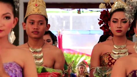 Majlis jamuan hari raya aidilfitri 2017. Hari raya persembahan (Unduh-unduh I) tahun 2017 bagian 2 ...