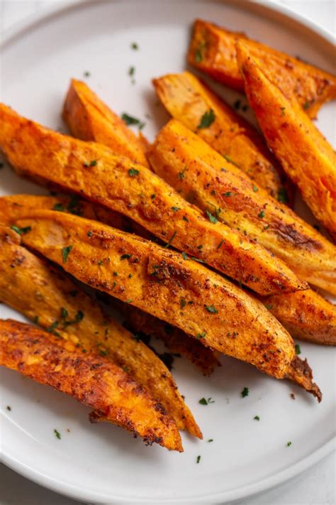 Chili roasted sweet potatoes are an easy and flavorful side dish for any southwest inspired meal. Roasted Sweet Potato Wedges - Away From the Box