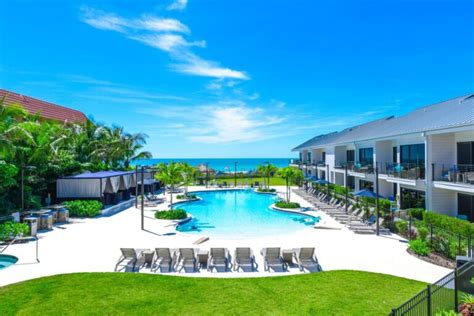 Visit The Anna Maria Beach Resort And Enjoy Cabana And Day Passes