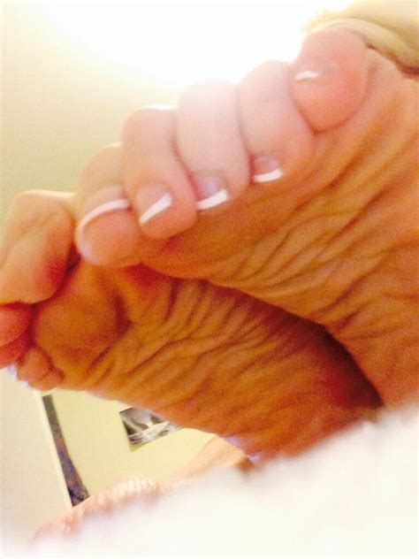 Tara Holiday S Feet