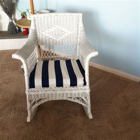 Shop our painted wicker chairs selection from the world's finest dealers on 1stdibs. Repurposed Wicker Chair; White weather proof painted and ...