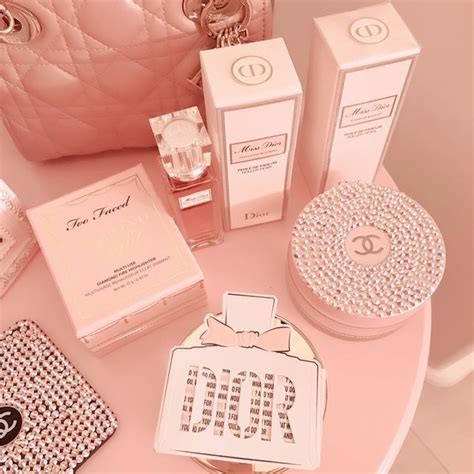 Cartier juste un clou diamond bracelet. Pin by F.Gallery ️ on Girly stuff ️ | Pink girly things ...