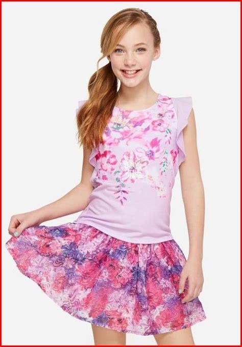 Tween Fashion Traverse The Idea Of Tween Trend Setting While Giving