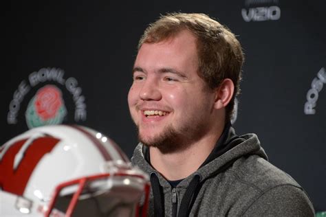Watch This Watchlist Wisconsin Badgers Nominated For Preseason Awards