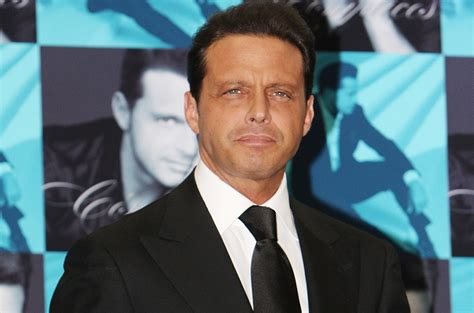 Escucha su música, mira videos y fotos, y entérate de todos sus conciertos y noticias. Luis Miguel Settles Lawsuit That Led to Arrest | Billboard