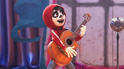 Coco Review Pixars Latest Hits The Right Notes Cnn