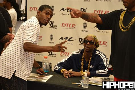 2 Chainz Based On A Tru Story Dtlr Baltimore In Store Signing Photos