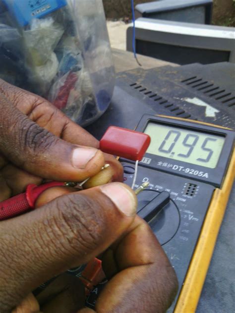 How To Test Capacitance Of A Capacitor With A Digital Multimeter
