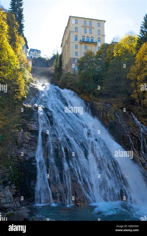 Bad Gastein Waterfall Fotos Und Bildmaterial In Hoher Aufl Sung Alamy